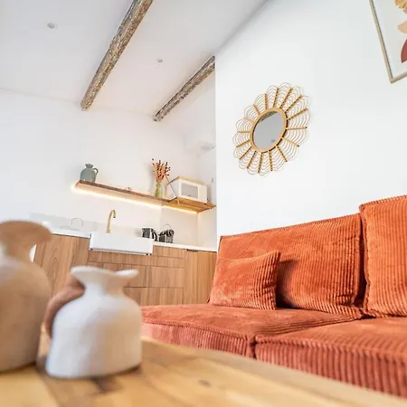 Jacuzzi Prive & Cinema - Maison Romantique Holiday home
