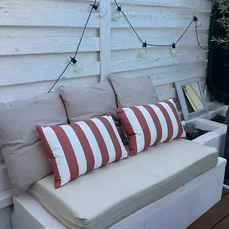 Jacuzzi Privé&cinéma - Maison Romantique Hébergement de vacances