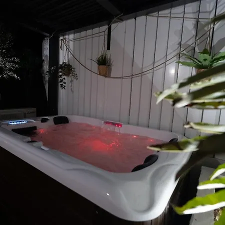 Vakantiehuis Maison Romantique Avec Cinema Agde